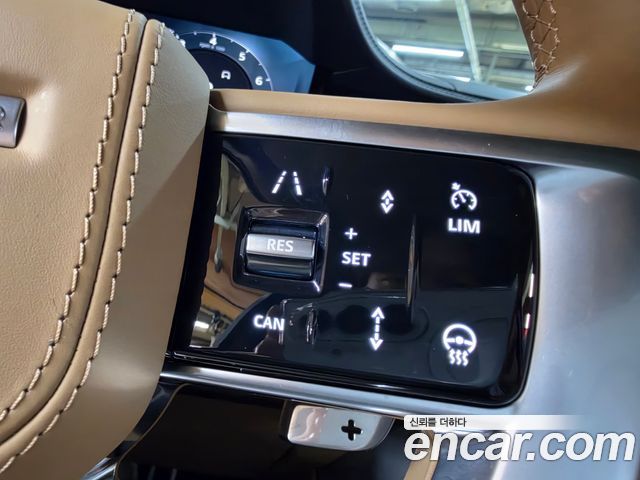Land Rover Range Rover 2025 — photo 7