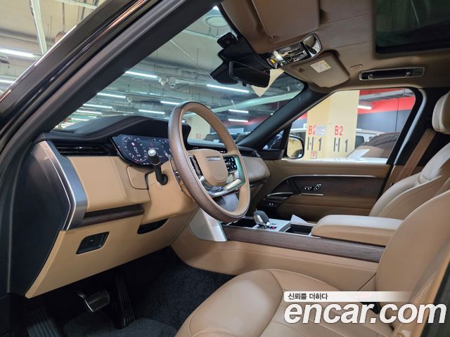 Land Rover Range Rover 2025 — photo 9