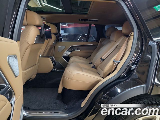 Land Rover Range Rover 2025 — photo 11
