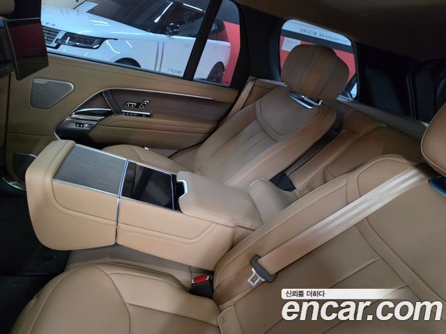 Land Rover Range Rover 2025 — photo 14