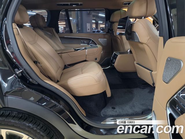 Land Rover Range Rover 2025 — photo 16