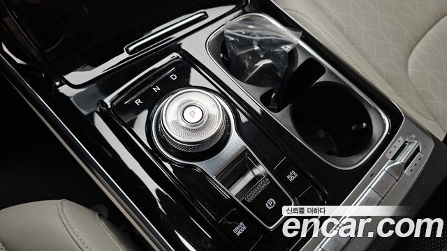 Kia Canival 2021 — photo 12