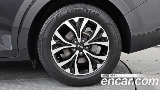 Kia Canival 2021 — photo 7