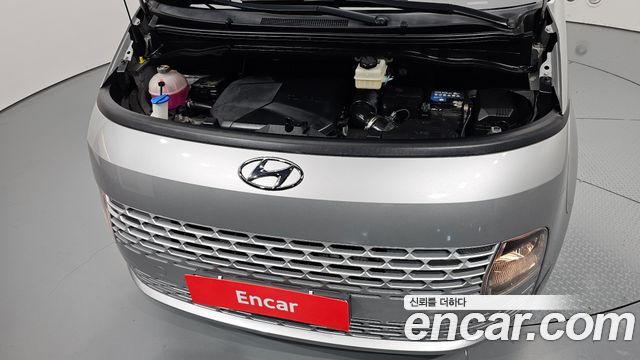 Hyundai Staria 2022 — photo 6