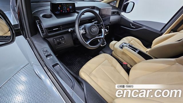 Hyundai Staria 2022 — photo 7