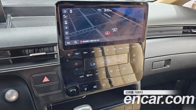 Hyundai Staria 2022 — photo 16