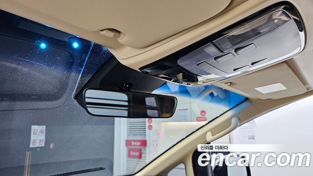 Hyundai Staria 2022 — photo 18