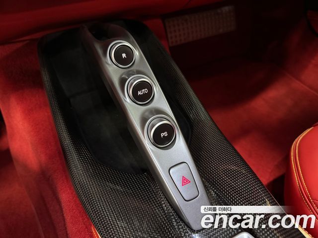Ferrari 812 2020 — photo 11