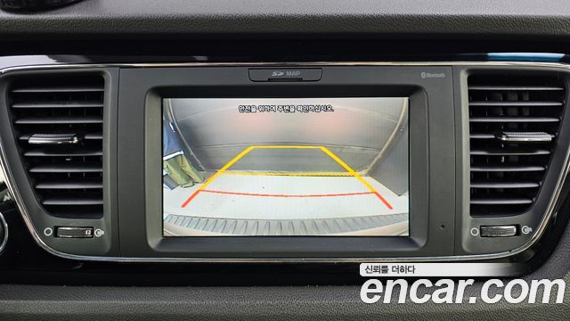 Kia Canival 2017 — photo 22