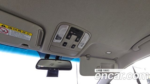 Kia Canival 2017 — photo 24