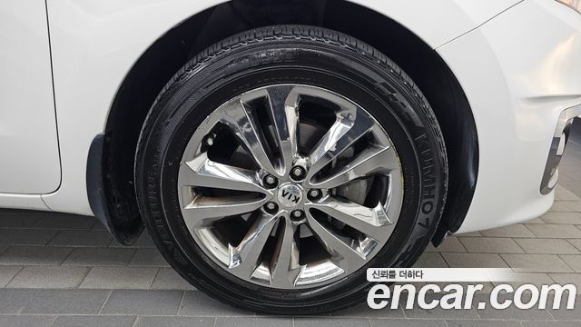 Kia Canival 2017 — photo 7
