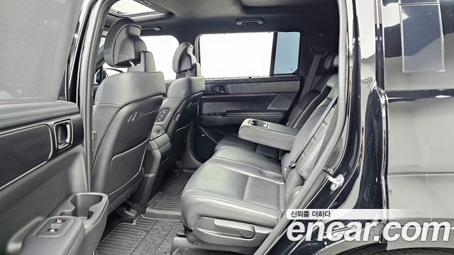 Hyundai Santafe 2024 — photo 18