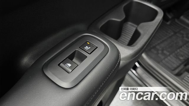 Hyundai Santafe 2024 — photo 35