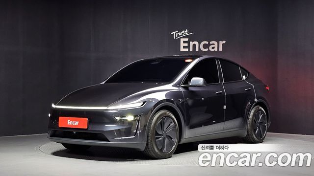 Tesla Model Y 2026 — photo 1