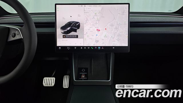 Tesla Model Y 2026 — photo 20