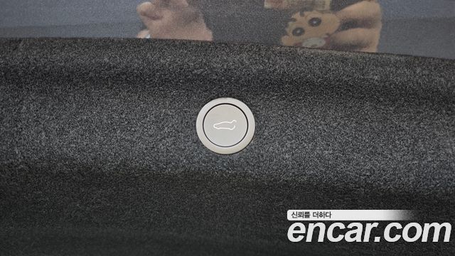 Tesla Model Y 2026 — photo 28