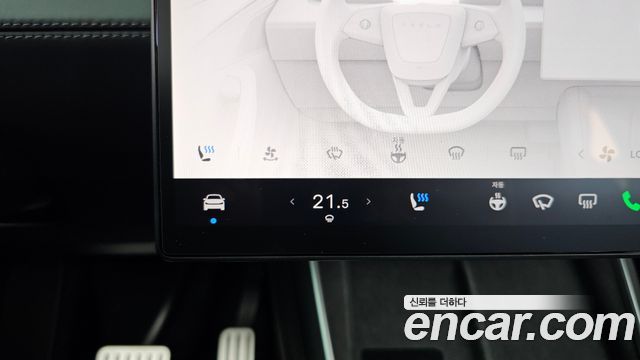 Tesla Model Y 2026 — photo 33