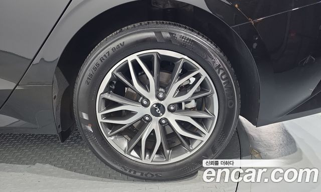 Kia K5 2023 — photo 7