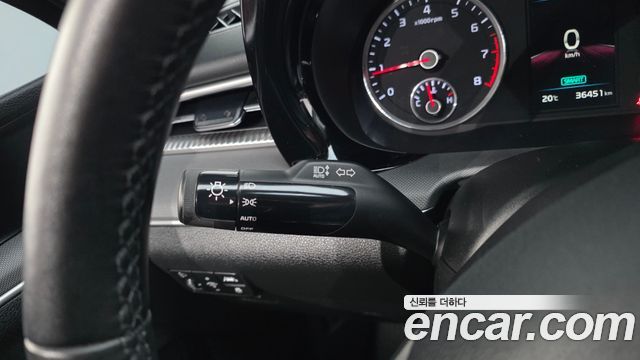 Kia K5 2023 — photo 28