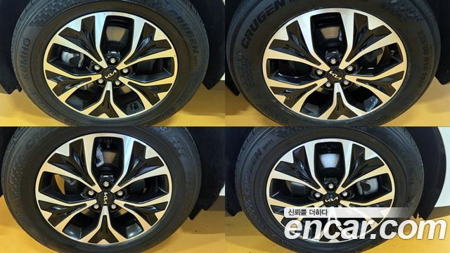 Kia Canival 2023 — photo 6