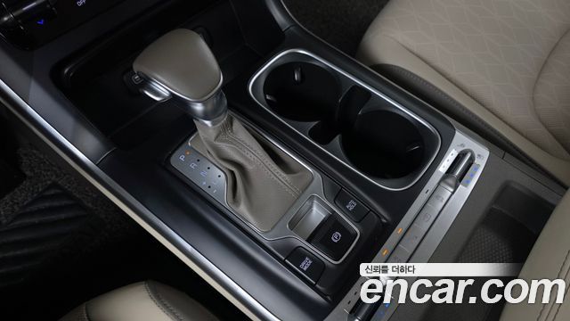 Kia Canival 2021 — photo 9