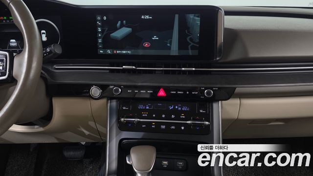 Kia Canival 2021 — photo 16