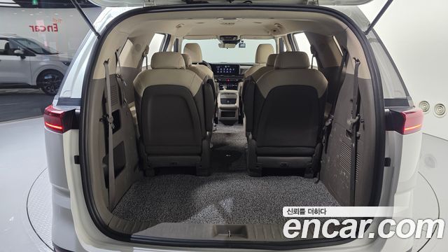 Kia Canival 2021 — photo 20