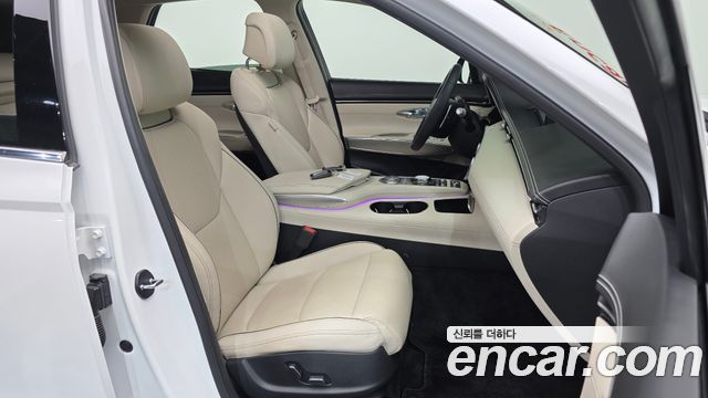 Genesis GV70 2024 — photo 11