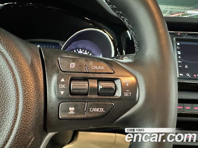 Kia Canival 2018 — photo 16