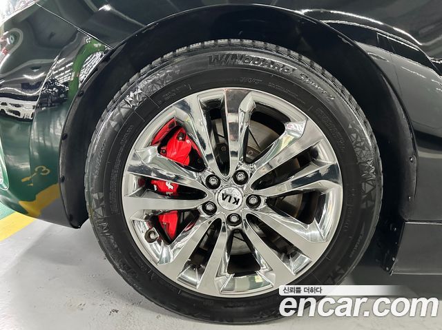 Kia Canival 2018 — photo 18