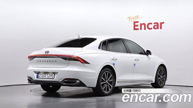 Hyundai Grandeur 2022 — photo 2