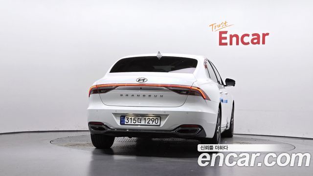 Hyundai Grandeur 2022 — photo 4
