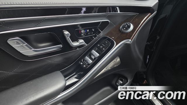 Mercedes-Benz S-Class 2021 — photo 26
