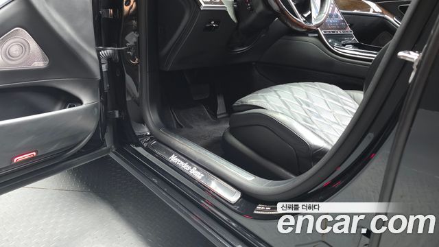 Mercedes-Benz S-Class 2021 — photo 31