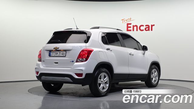 Chevrolet Korea Trax 2019 — photo 2