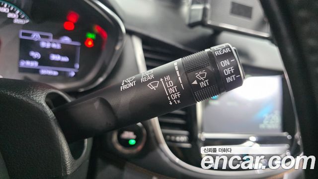Chevrolet Korea Trax 2019 — photo 29