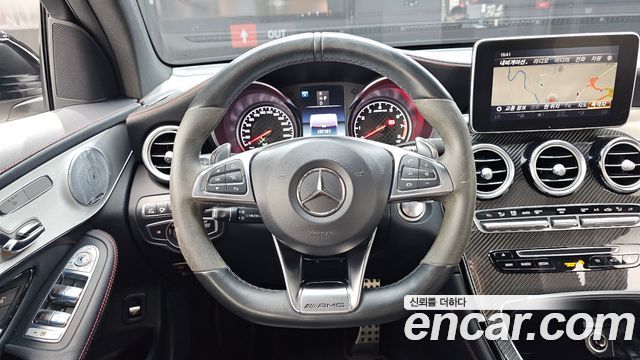 Mercedes-Benz GLC-Class 2018 — photo 19