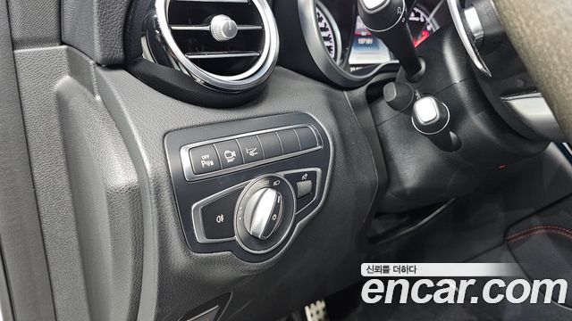 Mercedes-Benz GLC-Class 2018 — photo 23