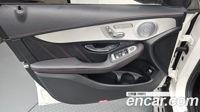 Mercedes-Benz GLC-Class 2018 — photo 14