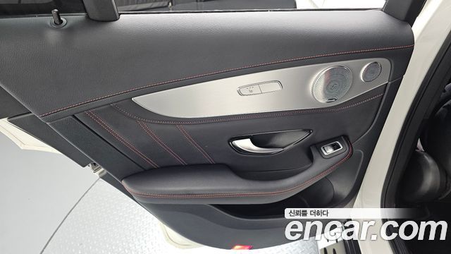 Mercedes-Benz GLC-Class 2018 — photo 15