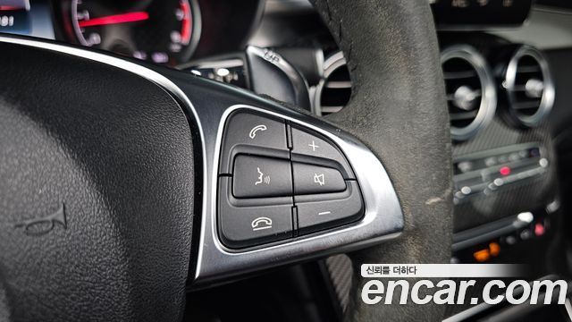 Mercedes-Benz GLC-Class 2018 — photo 29
