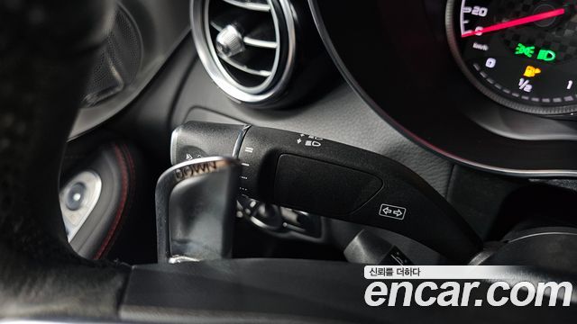 Mercedes-Benz GLC-Class 2018 — photo 30
