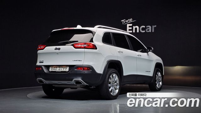 Jeep Cherokee 2016 — photo 2