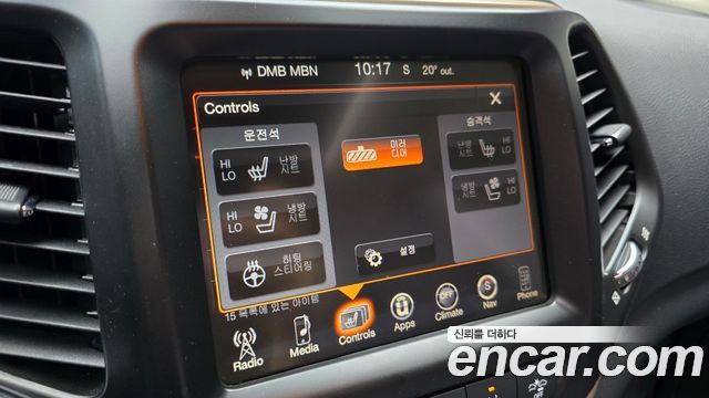 Jeep Cherokee 2016 — photo 16