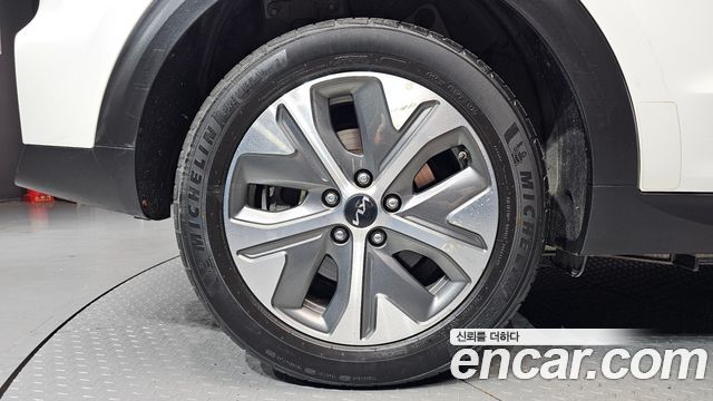 Kia Niro 2023 — photo 5