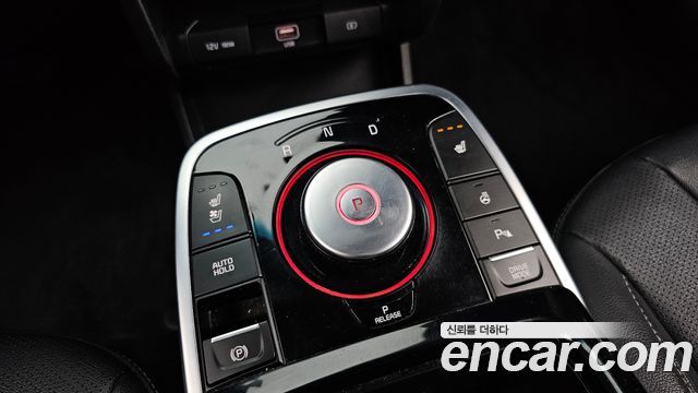 Kia Niro 2023 — photo 9