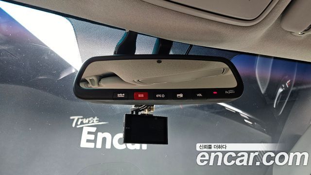 Kia Niro 2023 — photo 16