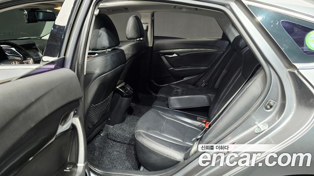 Hyundai i40 2014 — photo 19