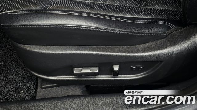 Hyundai i40 2014 — photo 31