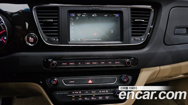 Kia Canival 2020 — photo 20